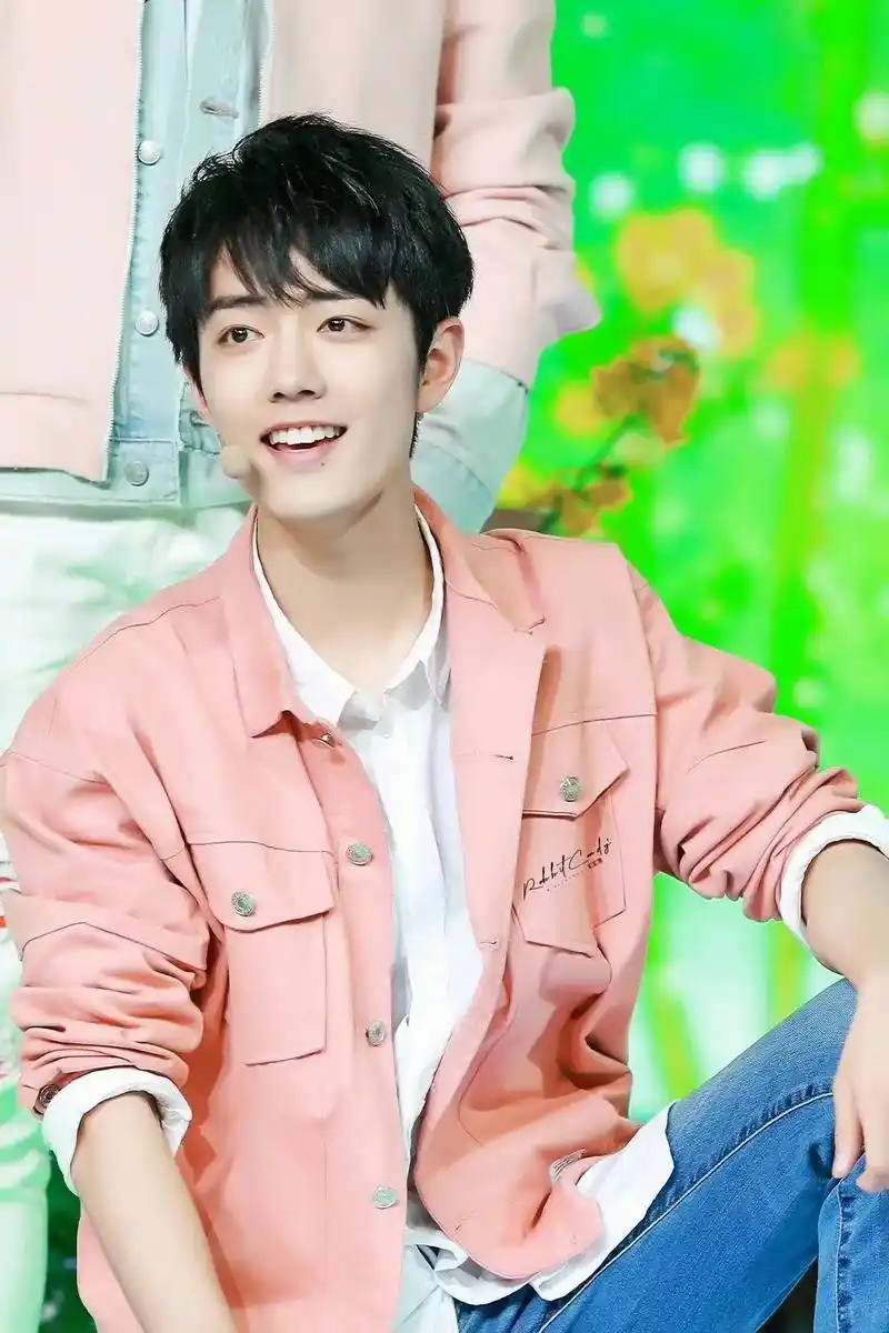 肖战顺顺利利  粉衣战战,初恋的感觉787878 - 抖音