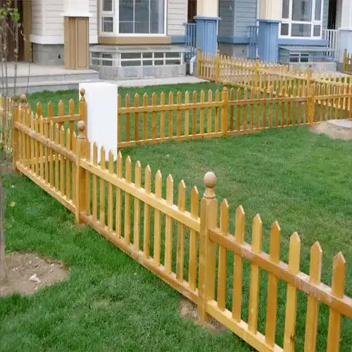 打造私人花园的秘密武器:实用美观的防腐木栅栏_庭院