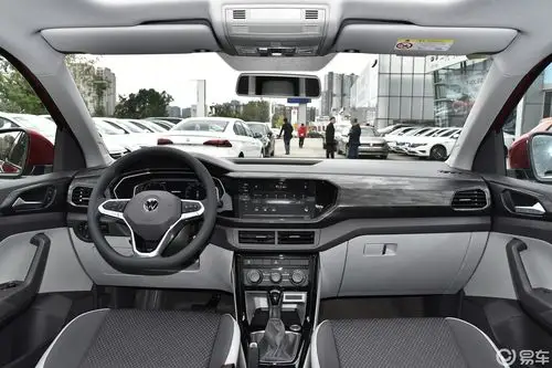 5l 手自一体 悦内饰全景正拍汽车图片-汽车图片大全】-易车