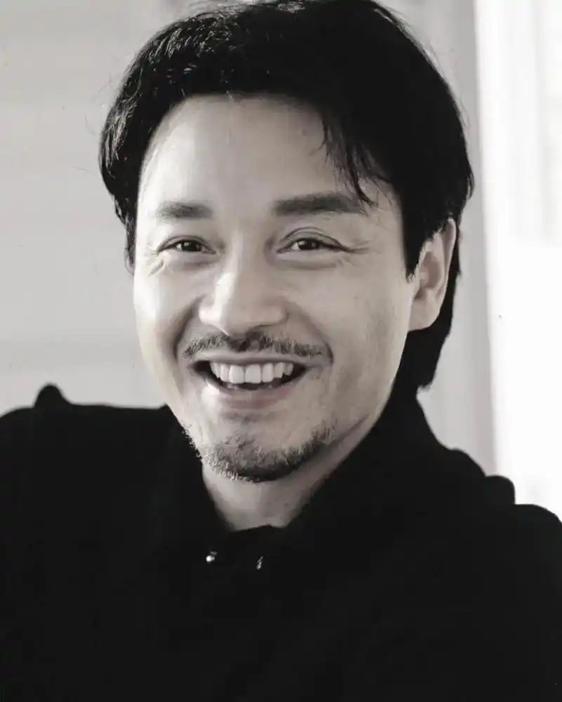 陌上人如玉,公子世无双,又逢人间四月天 #继续宠爱张国荣#张 - 抖音