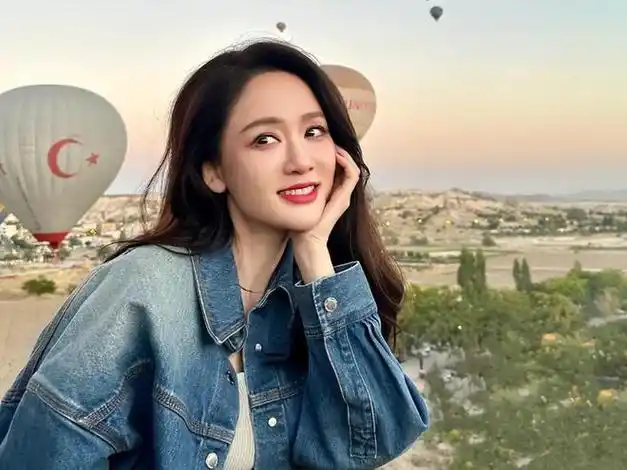 对于怀孕计划,陈乔恩曾回应顺其自然,不会刻意去要孩子,因为他们已经