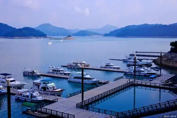 杭州市千岛湖风景名胜区:湖光山色,自然奇观的仙境之旅