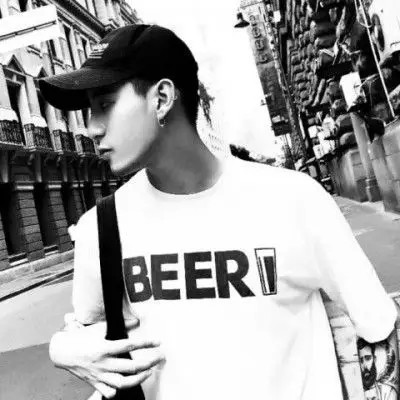 霸气炫酷男生高清头像--月儿弯