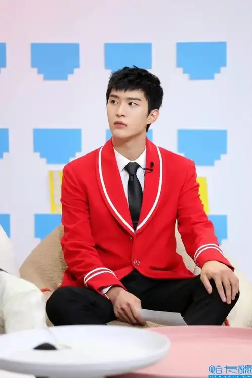 范丞丞个人资料介绍(范丞丞资料详细资料简介)