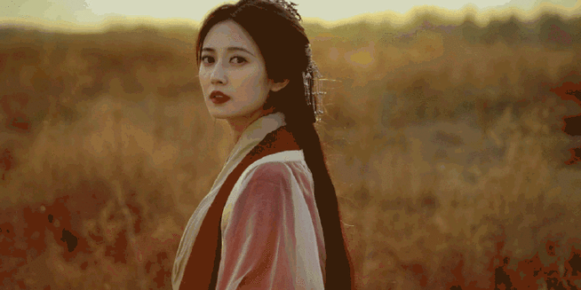 陈钰琪古装撑伞