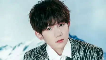 王源下班发型,这是不是你打工后的样子#全网热门