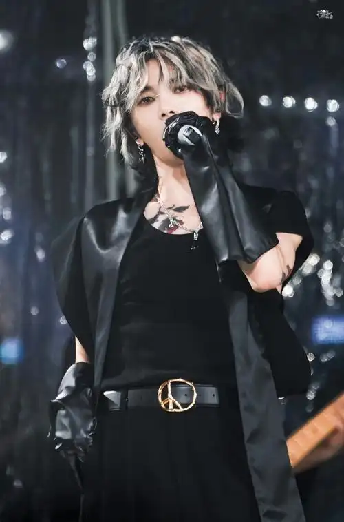 2023年华晨宇十佳造型