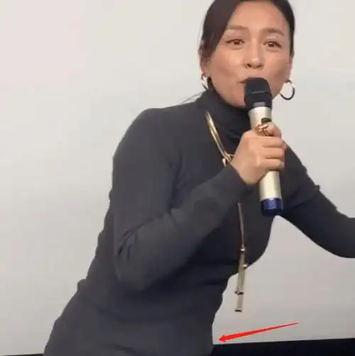 张庭发福也是一件可以理解的事情,毕竟她已经50岁了,在这个年纪,还能