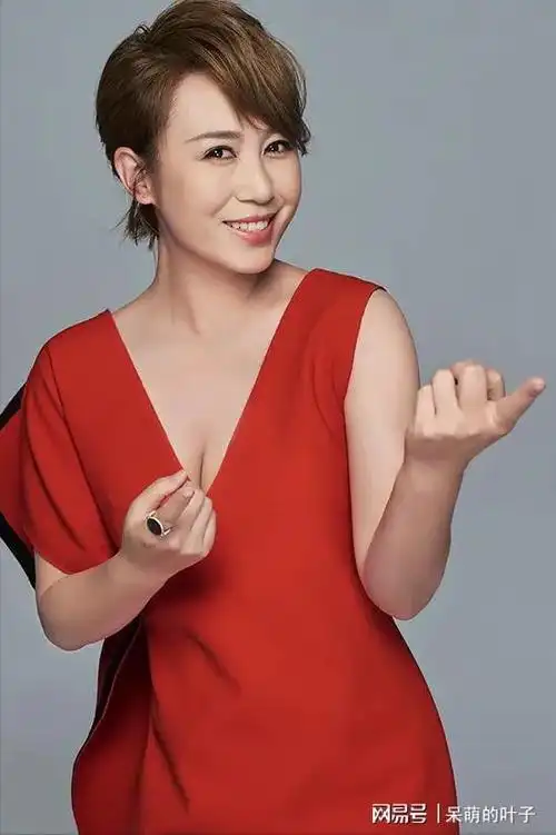 演员,马丽,出演张艺谋的电影,第二十条,有一场摔杯子的戏