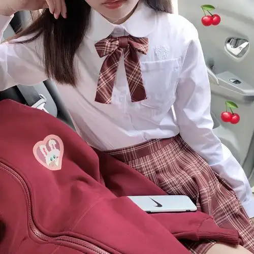 共6911 件白色水手服相关商品