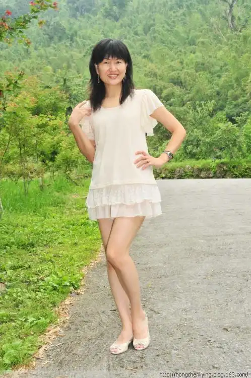 【转载】【转】女人四十 茉莉红>