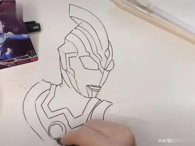 风马奥特曼,奥特曼系列线描简笔想画就画 每日一练 画画-母婴亲子视频