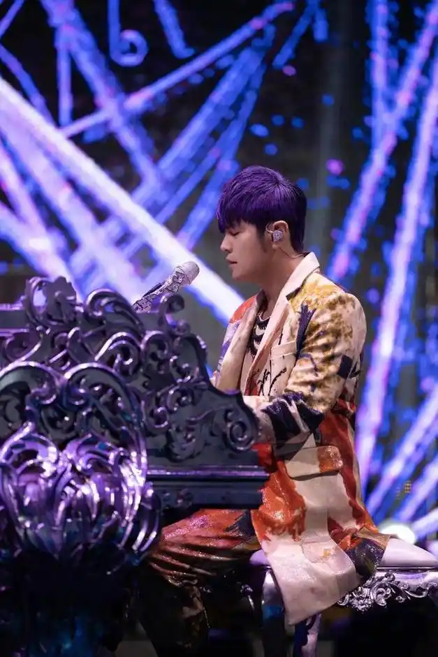 大河票务网:周杰伦2023嘉年华世界巡演终于要来上海了!