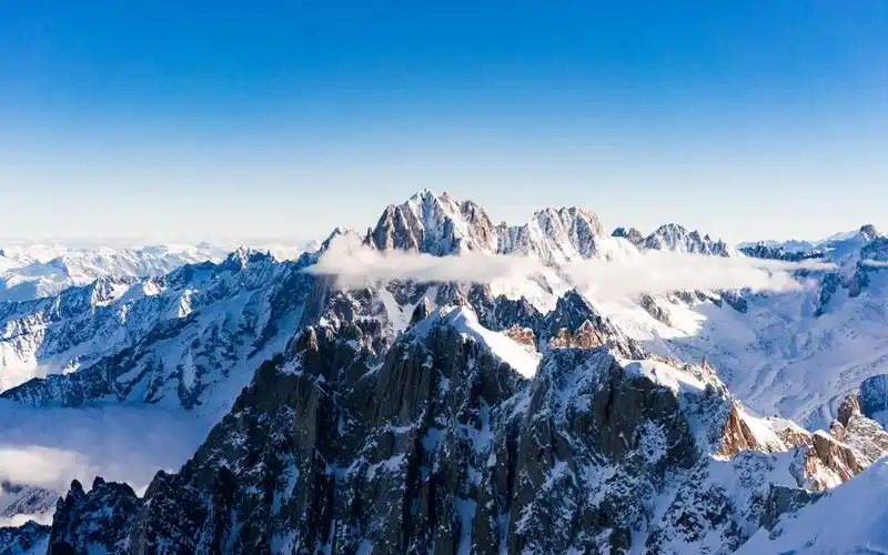 高山雪景壮丽优美自然风光图片桌面壁纸高清大图预览1920x1200_风景