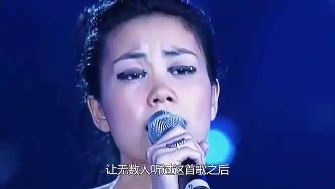 不愧为天后王菲连乐坛排名第一的骚歌都敢唱开嗓妩媚动人