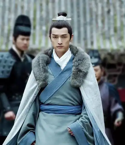 穿古装最有古风的男明星罗云熙美帅胡歌痞帅他帅到没朋友