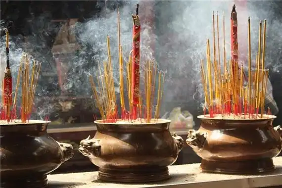 2024年9月哪天上香好日子_民俗文化_卜易居