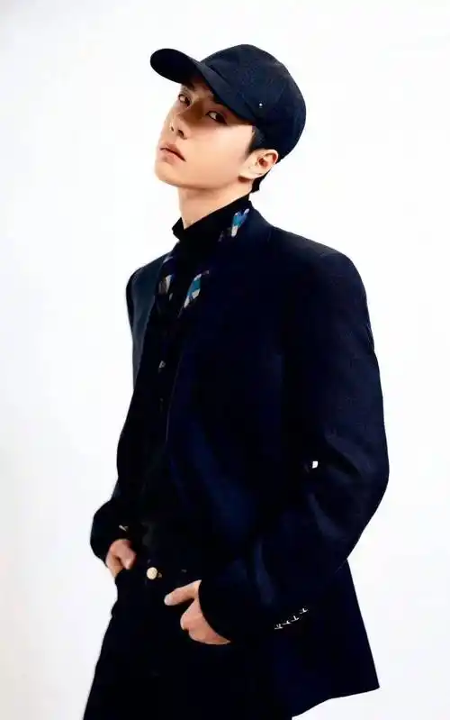 秦霄贤去海天盛筵?王一博得脏病?金晨背刺白敬亭?胡夏暗恋人设崩了?