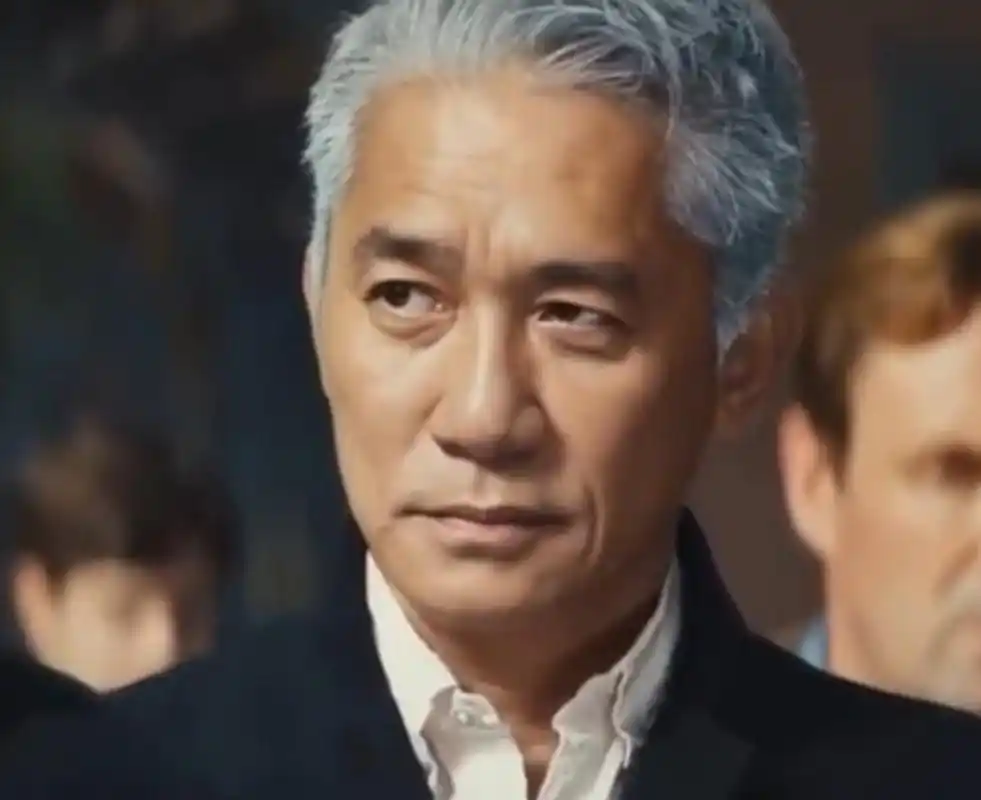 梁朝伟现在可是很少营业了,而且现在中韩的关系也挺紧张,这真的很让人