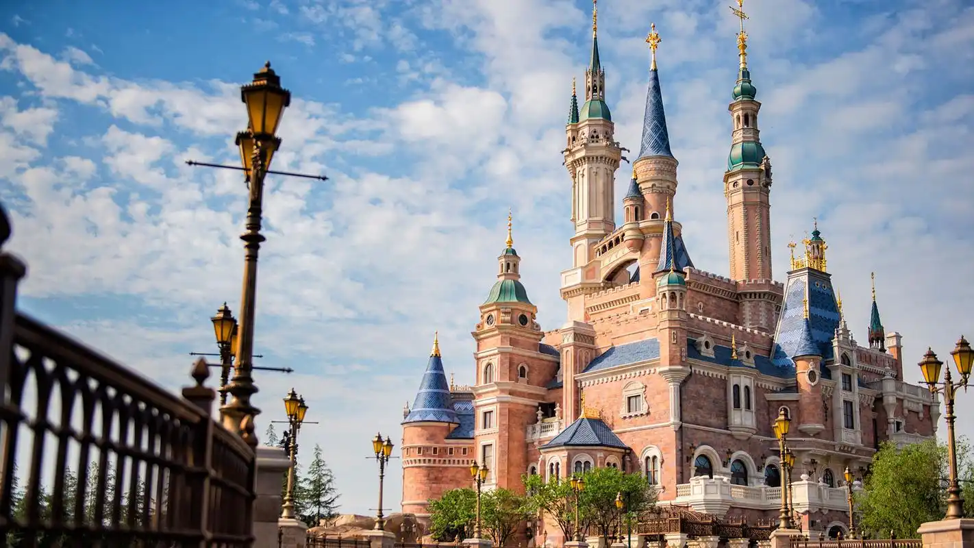 上海迪士尼奇幻童话城堡图片高清桌面壁纸