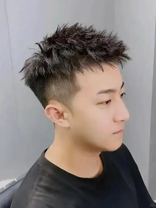 男生天热别留长发,这3款"短发"很好看,谁剪谁帅气!