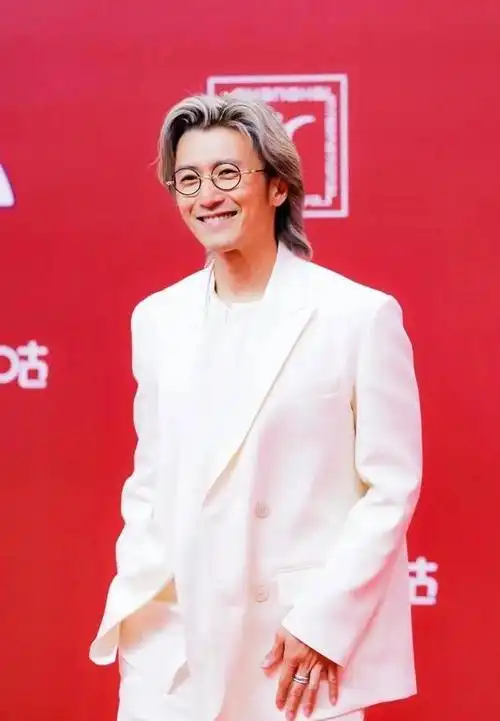 谢霆锋,向华强说他不敢惹,到底有多厉害