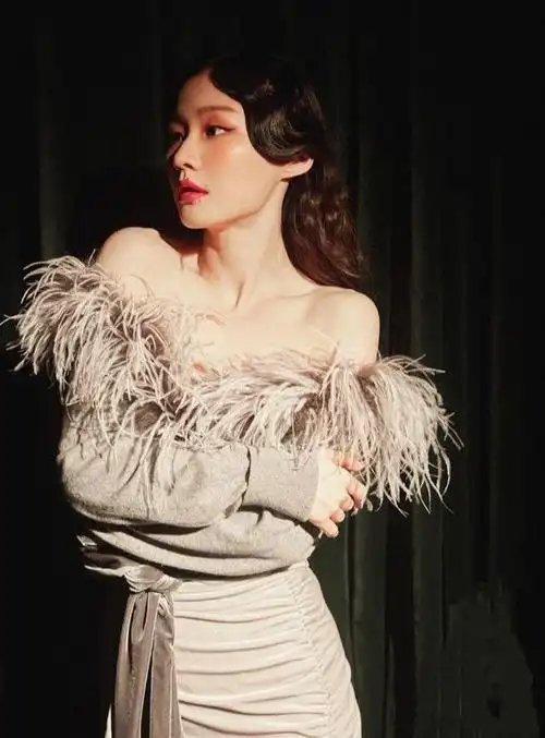 金靖现身李佳琦直播间(金靖现身李佳琦直播间)(9)