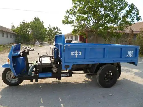 半封闭新式挡风板,双人座,加重型,加重车架农用柴油自卸三轮车