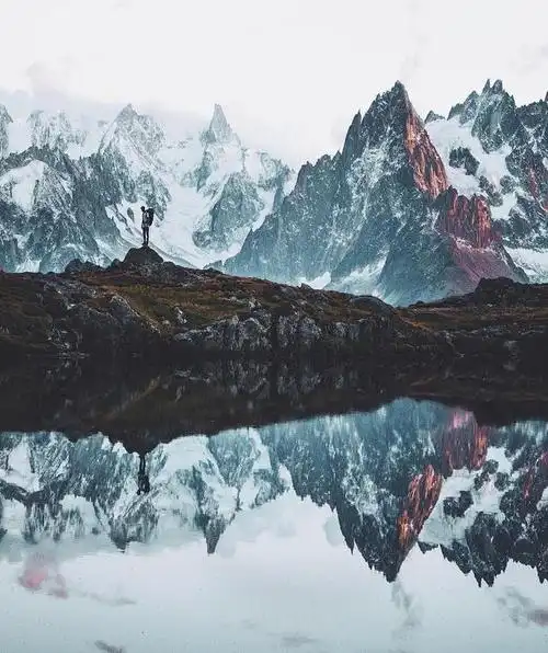 有深度有内涵的成熟文案,充满哲理,读完让人获益匪浅