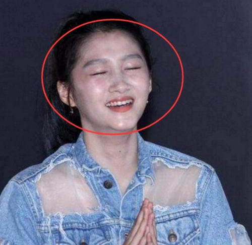 关晓彤美?如今变成了这个摸样,我一定是看见了一个假的关晓彤!