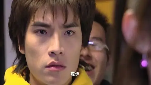 现在回看那些纠纷,   可能就是一句话一件衣服的事,   当事人早就