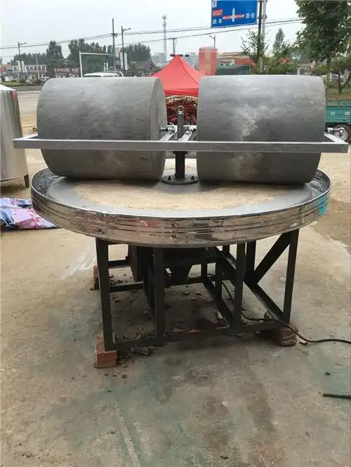 柳南区电动石磨面粉机电动石碾子