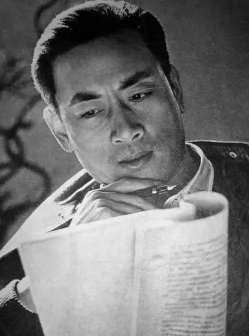 著名演员庞学勤照顾精神病妻46年妻子离世后再婚娶日本妻子