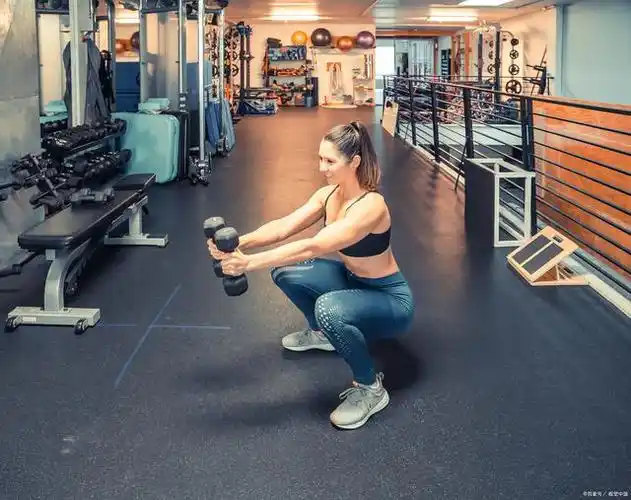 在进"健身房"锻炼前,切忌不可做的几件事!