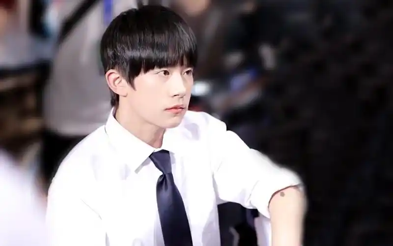 【合集】易烊千玺《小别离》