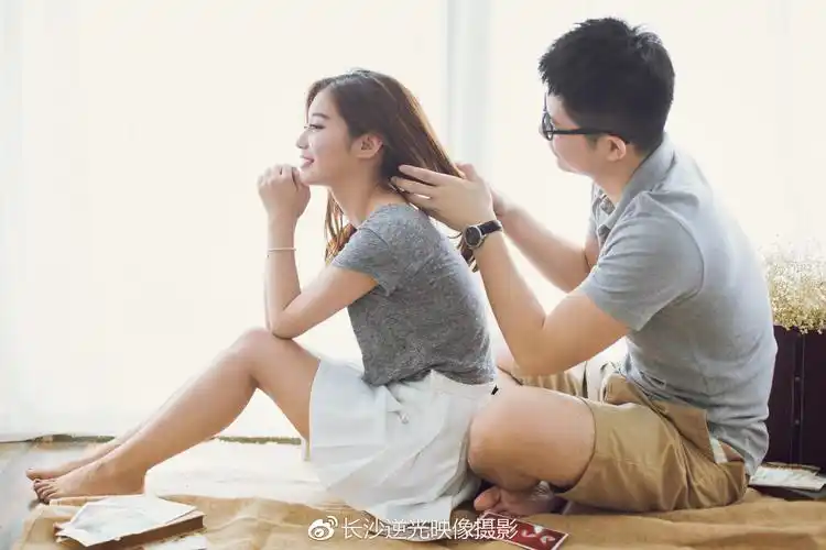 白色情人节这才叫做情侣照你那只能叫合影