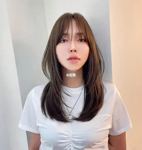 女生韩范儿发型推荐心蓬松气垫烫气质显脸小