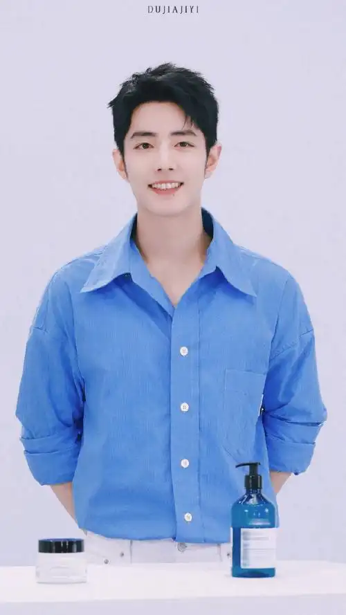 肖战蓝色衬衫直播造型##肖战蓝衬衫九宫格