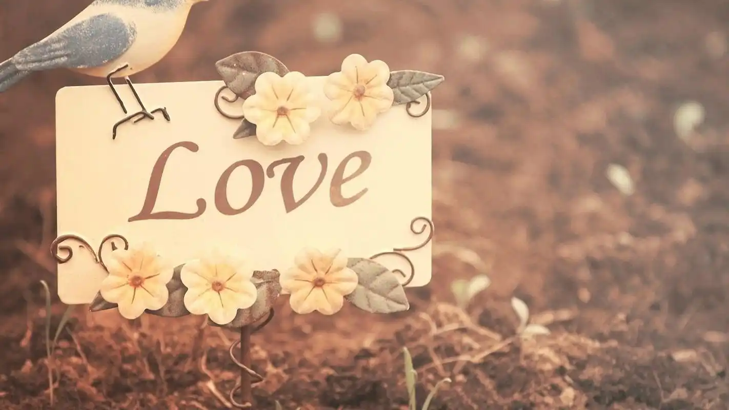 love文字浪漫爱情ppt背景图片