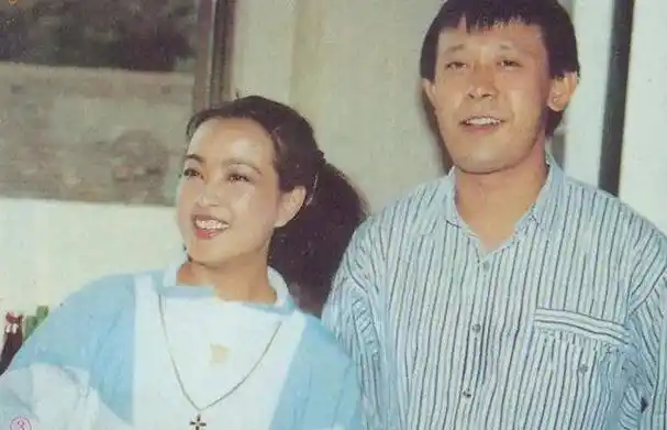 演员宁静,两段失败的婚姻,50岁不再纠结结不结婚