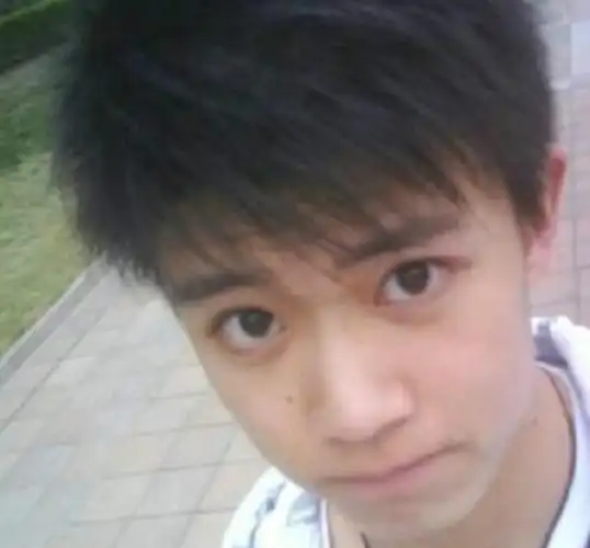 这个也不确定是不是出道前,但应该是挺早的10,杨洋真是从小帅到大,也