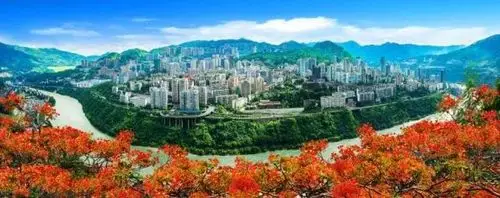 一个是我国唯一的热带滨海旅游城市,被誉为永远的热带天堂