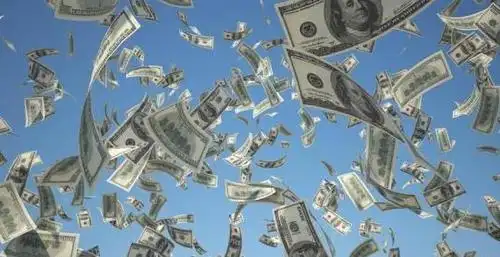 钞票满天飞富豪超狂演讲现场大手笔洒14万现金让观众发大财