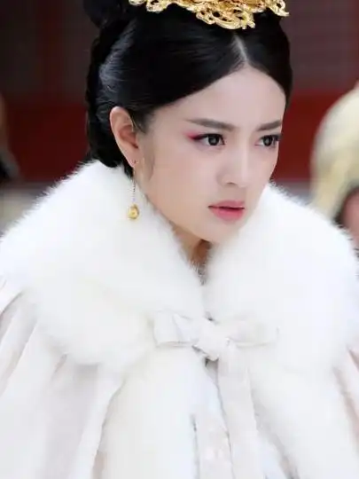 安以轩最美古装照,林月如的灵动气质一直在,也多了温婉感!