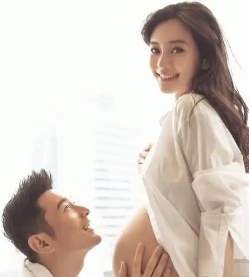 黄晓明首次公开baby孕照感慨当妈妈不易我爱妈妈