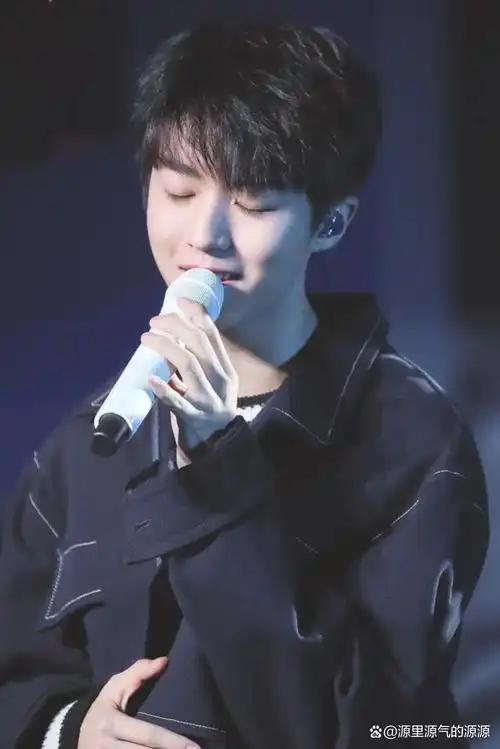 王俊凯《十九岁的时差》