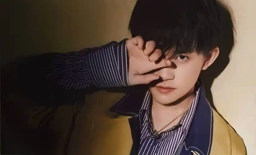 易烊千玺个人资料身高体重介绍 易烊千玺家庭背景起底身价多少亿