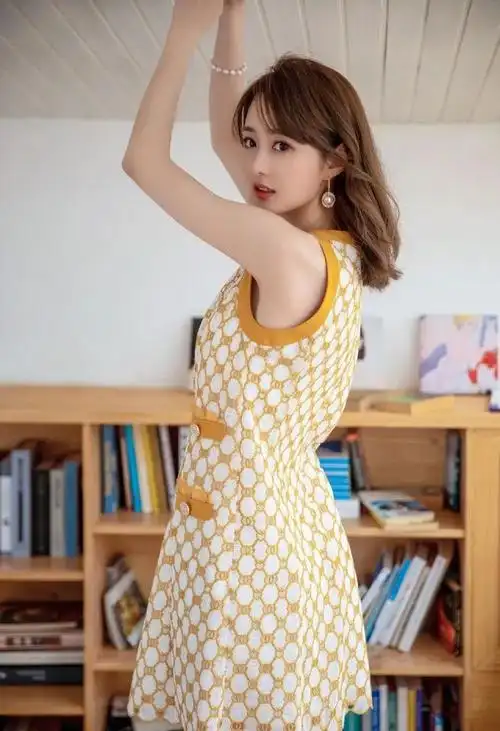 长江以北小七最美腾讯体育nba美女主播王小七