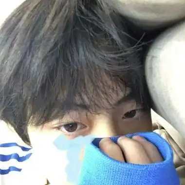 林鲸落男生真人头像