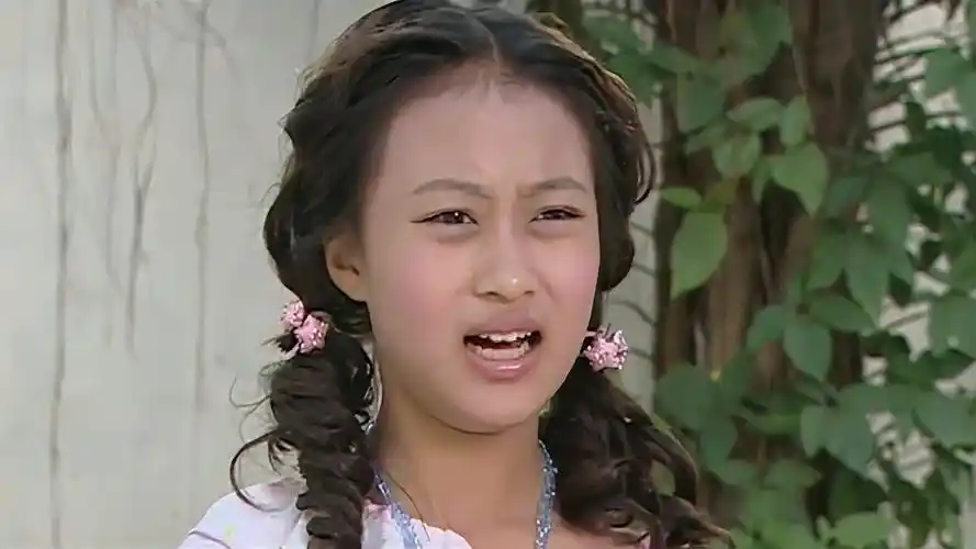 巴啦啦小魔仙:美琪美雪终于和好,但是怎么出去呀